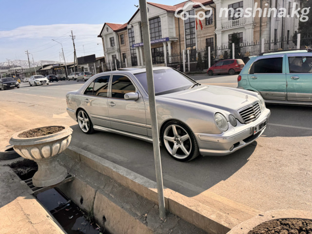 Mercedes-Benz E-Класс AMG