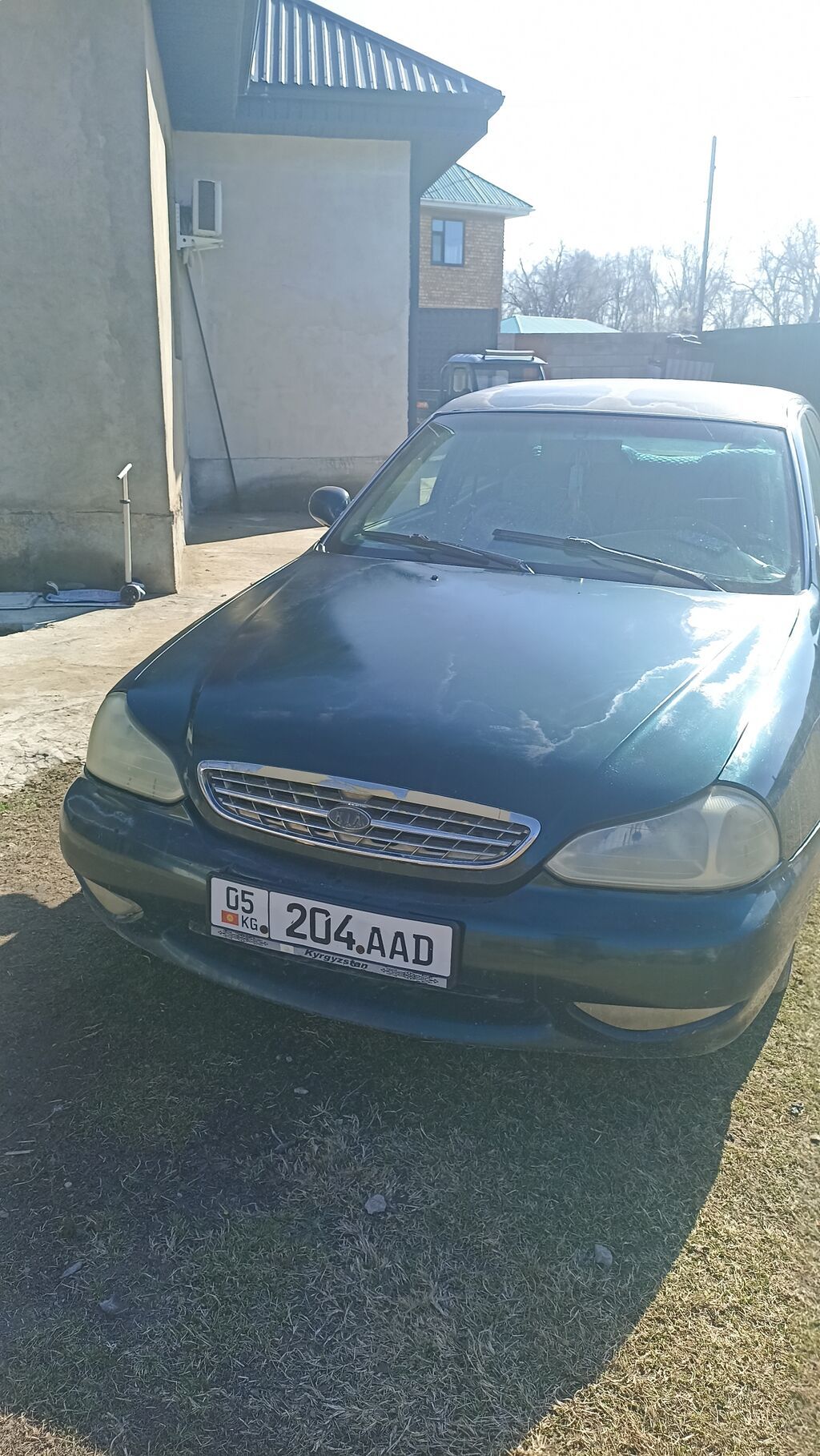 Kia Clarus