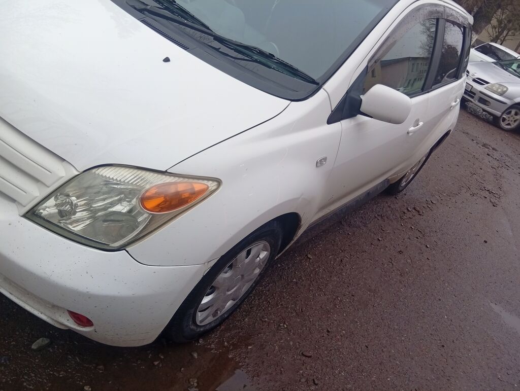 Toyota Ist