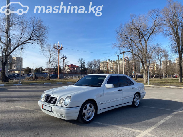 Mercedes-Benz E-Класс