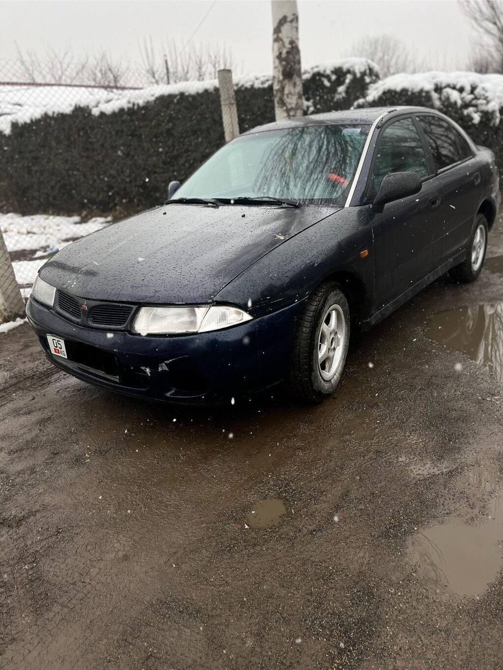 Mitsubishi Carisma