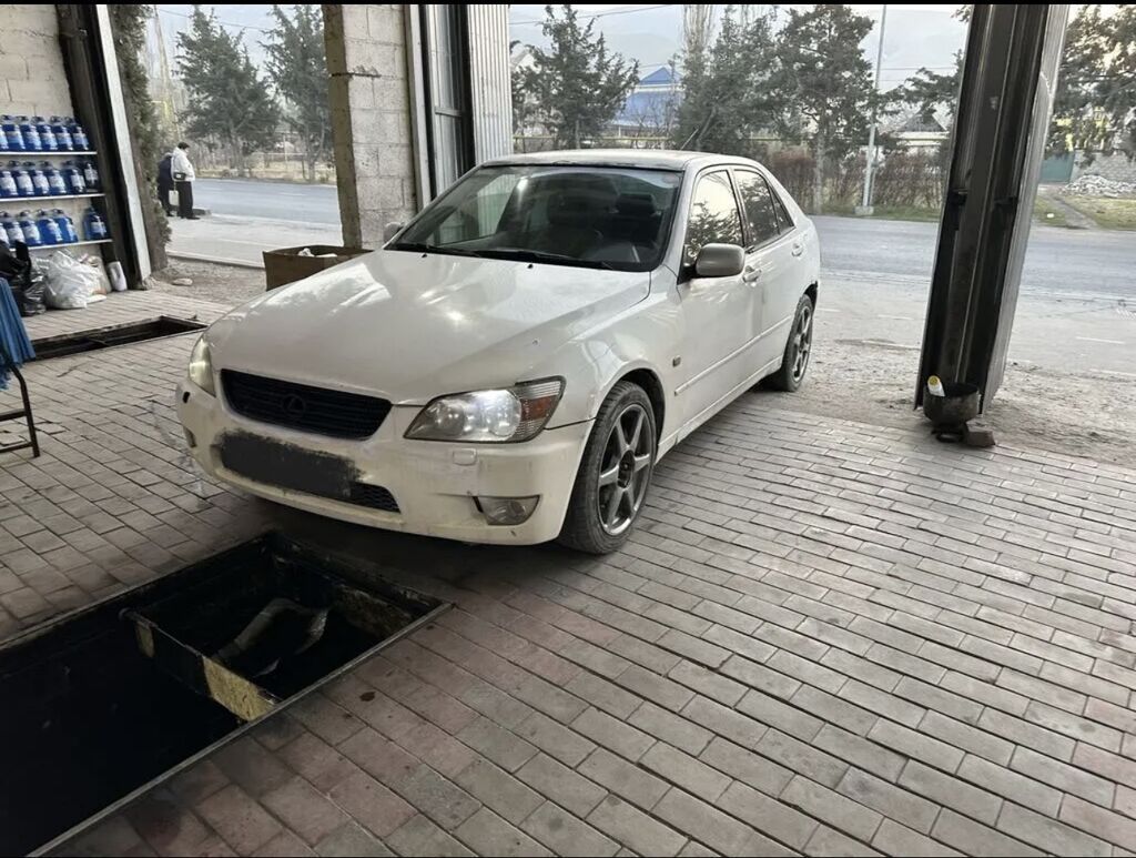 Toyota Altezza