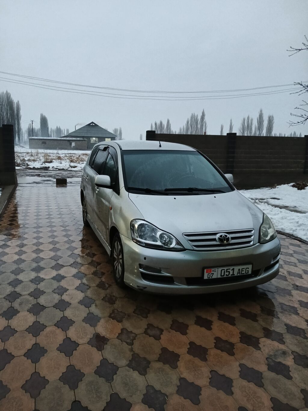 Toyota Avensis Verso
