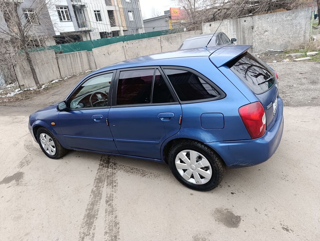 Mazda 323
