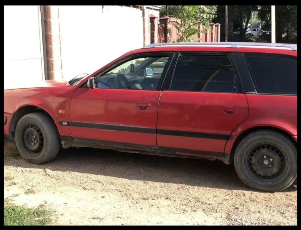 Audi 100