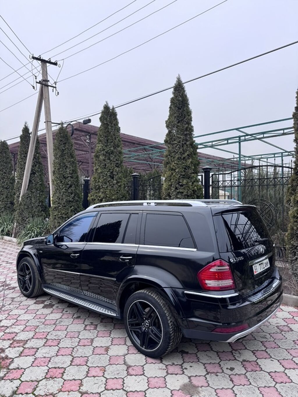 Mercedes-Benz GL-Class