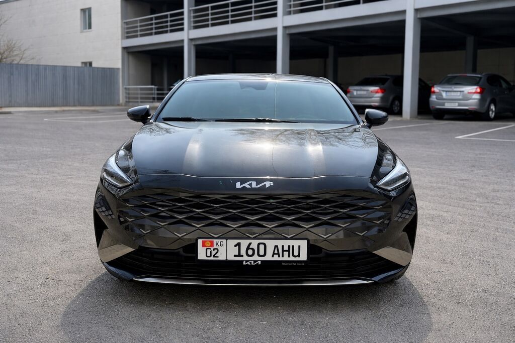 Kia K8