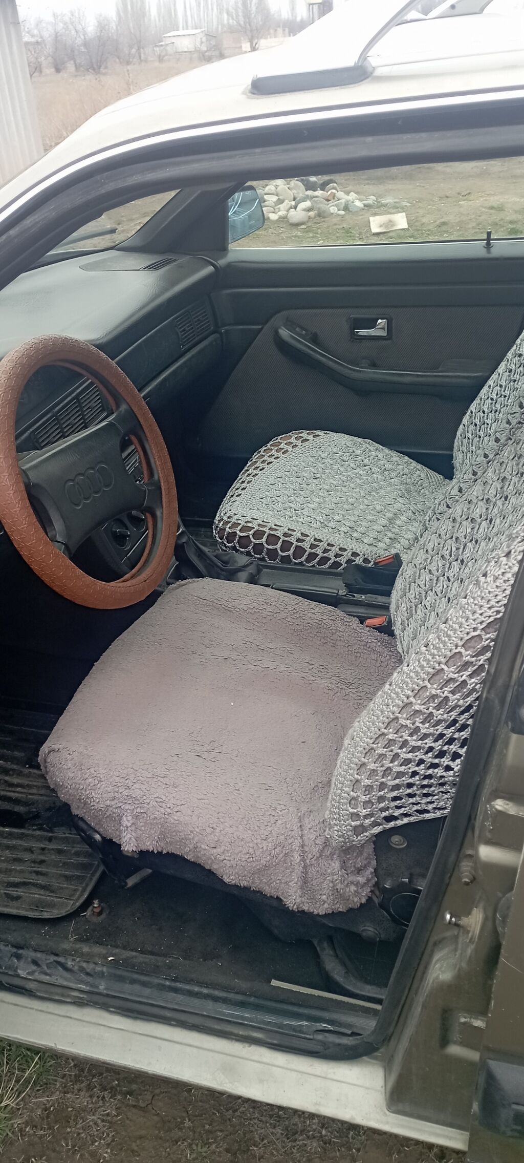 Audi 100