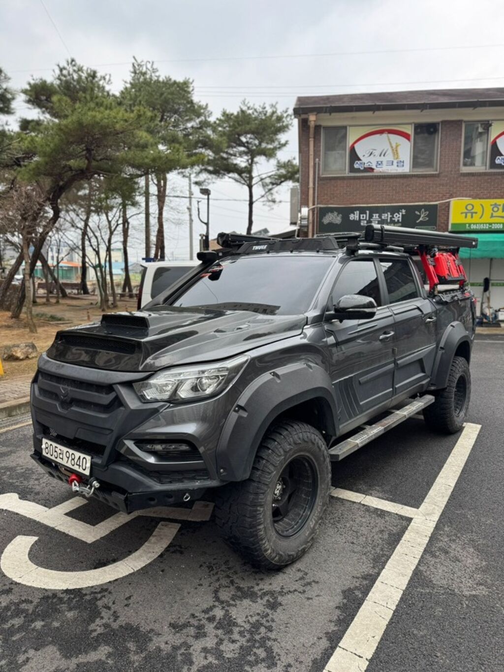 Ssangyong Rexton Khan