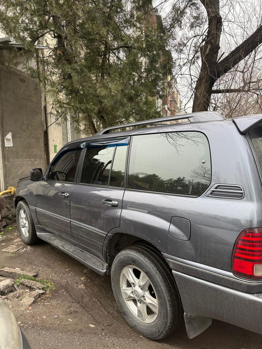 Lexus LX