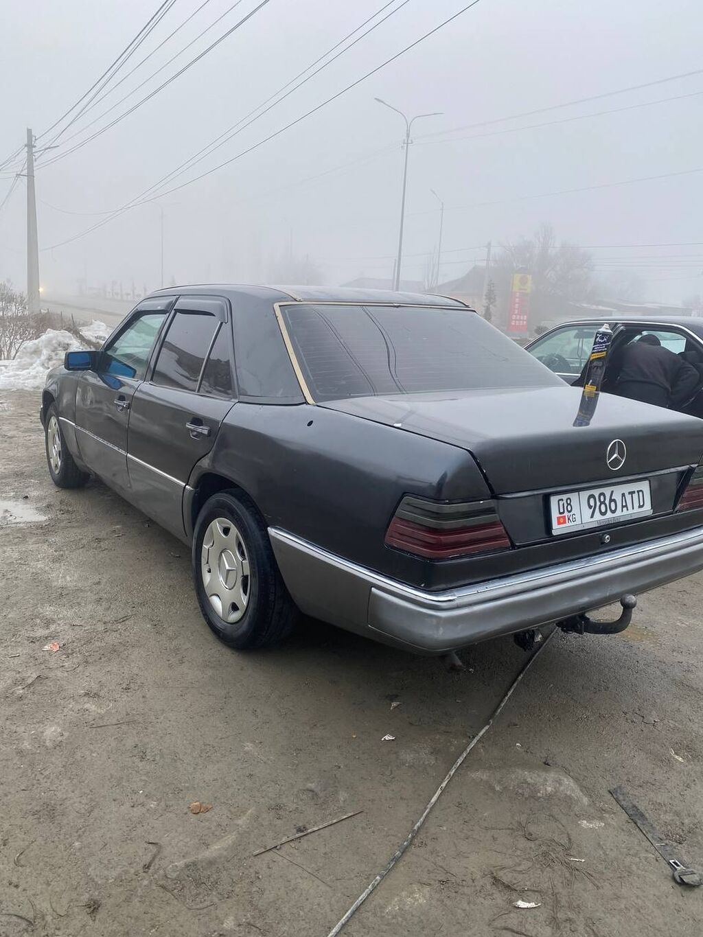 Mercedes-Benz 220