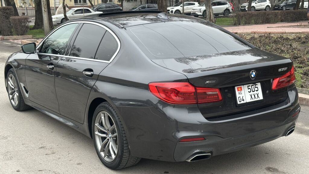 BMW 530