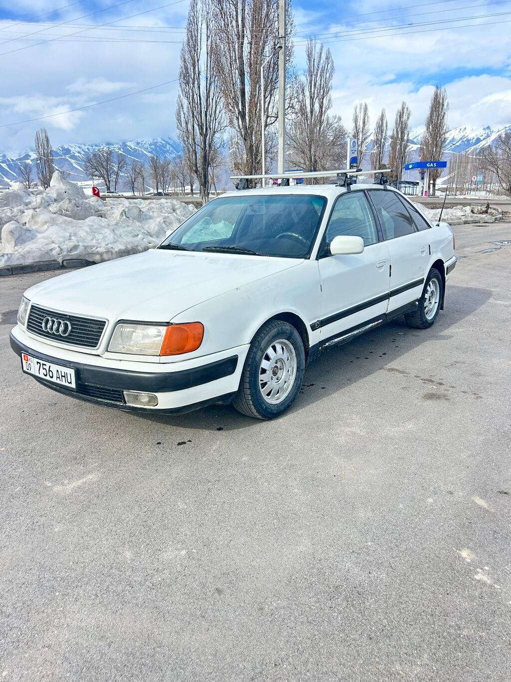 Audi 100