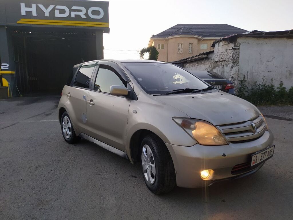Toyota Ist