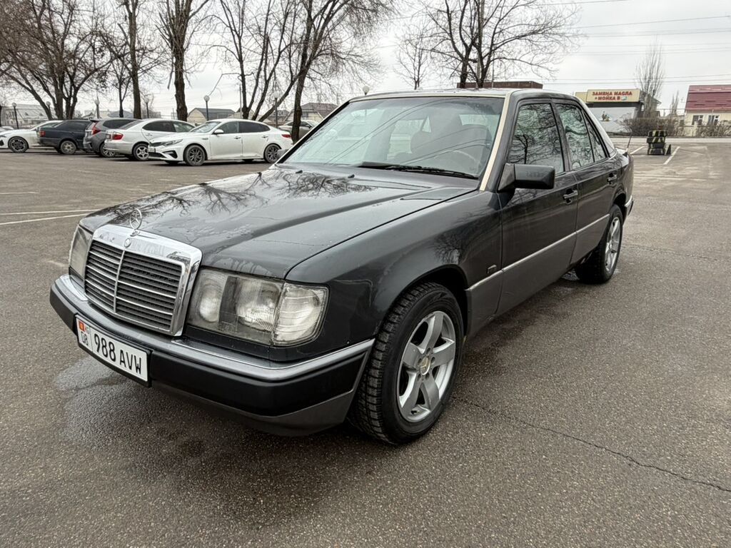 Mercedes-Benz W124