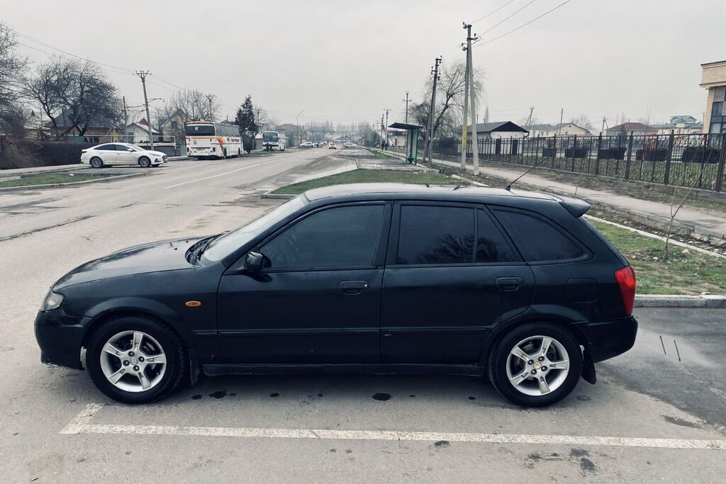 Mazda 323
