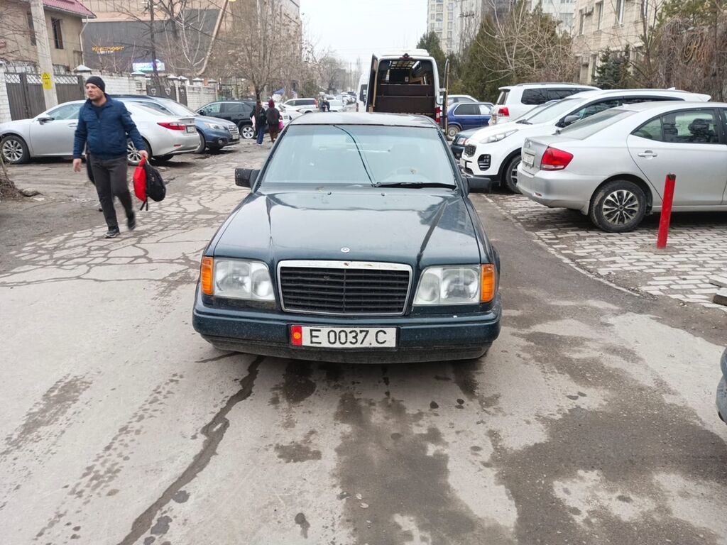 Mercedes-Benz W124