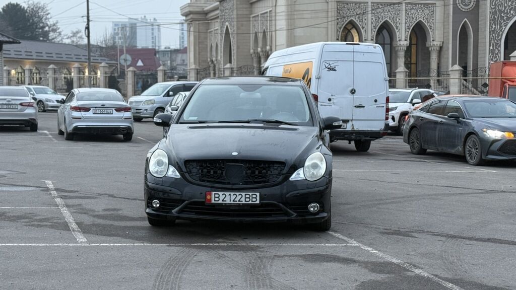 Mercedes-Benz R-Class