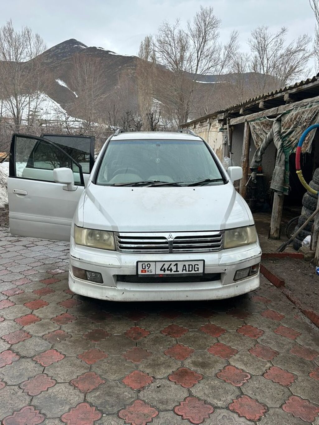 Mitsubishi Chariot