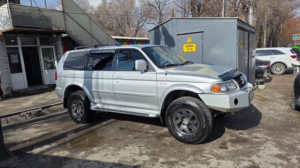 Mitsubishi Montero Sport