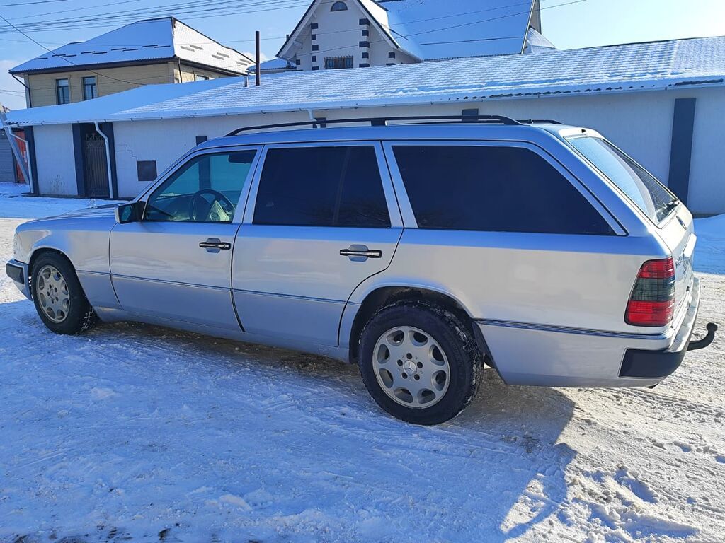 Mercedes-Benz W124