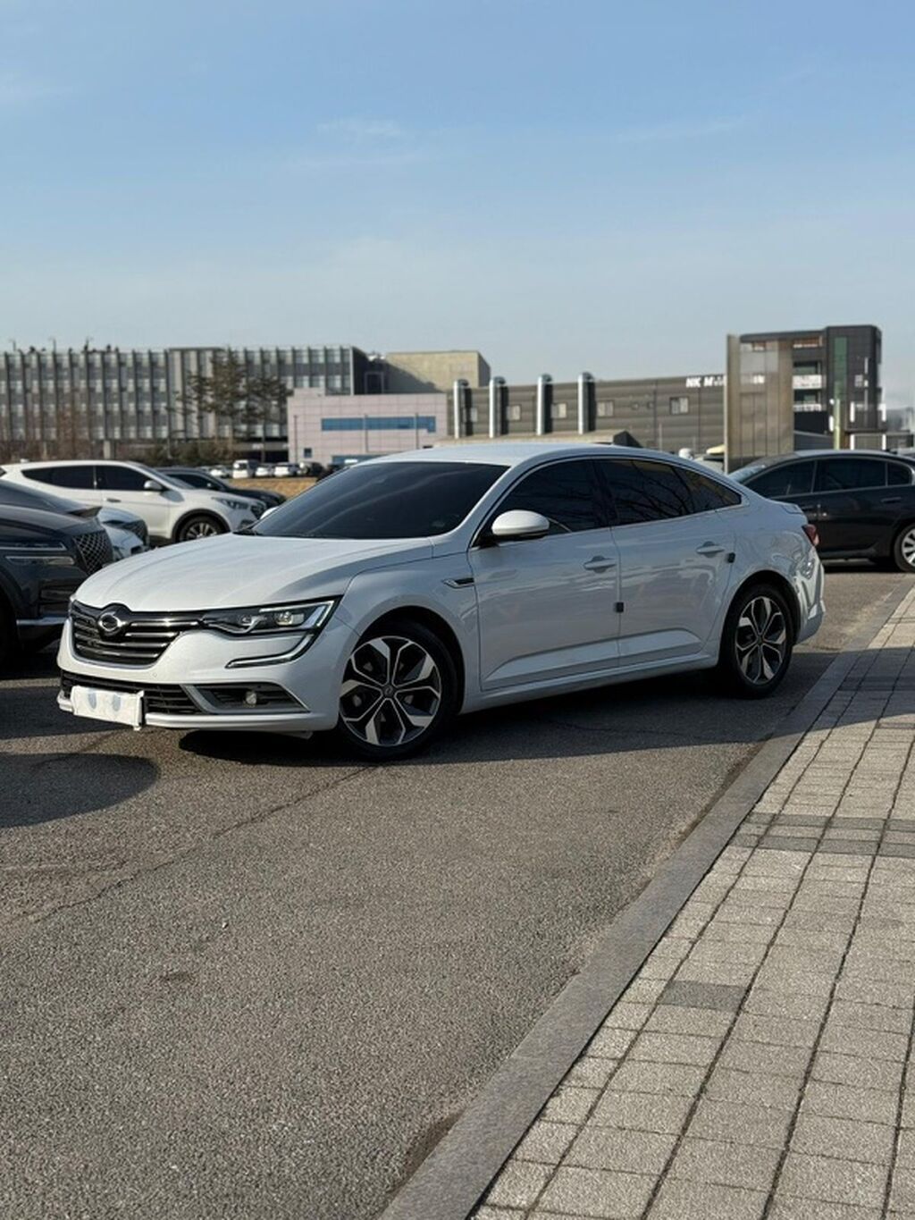 Renault SM6