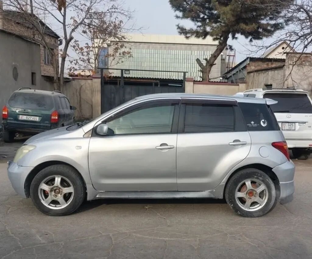 Toyota Ist