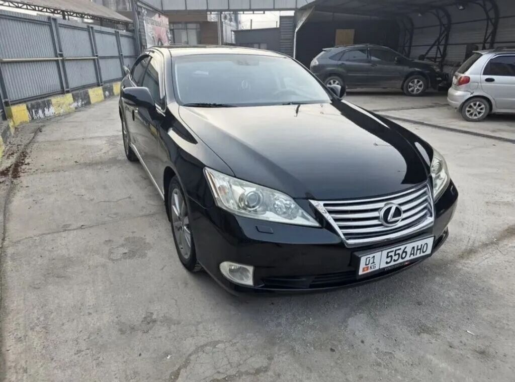 Lexus ES