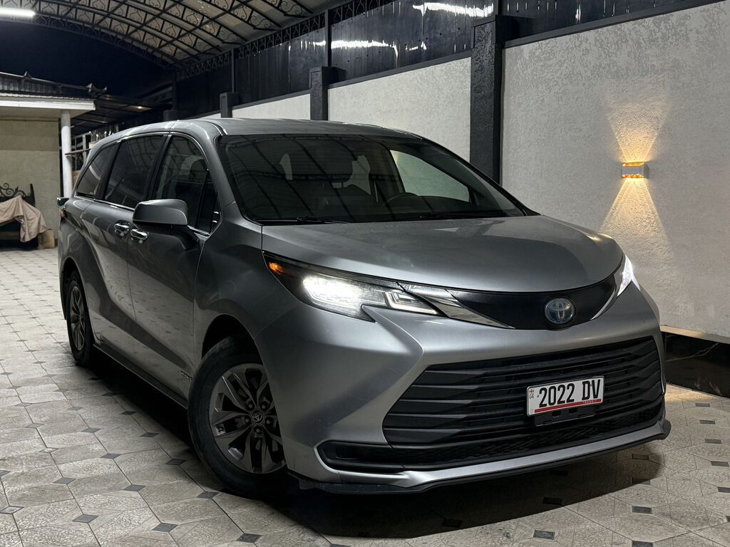 Toyota Sienna