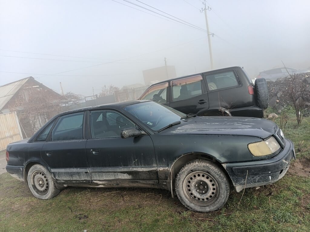 Audi 100
