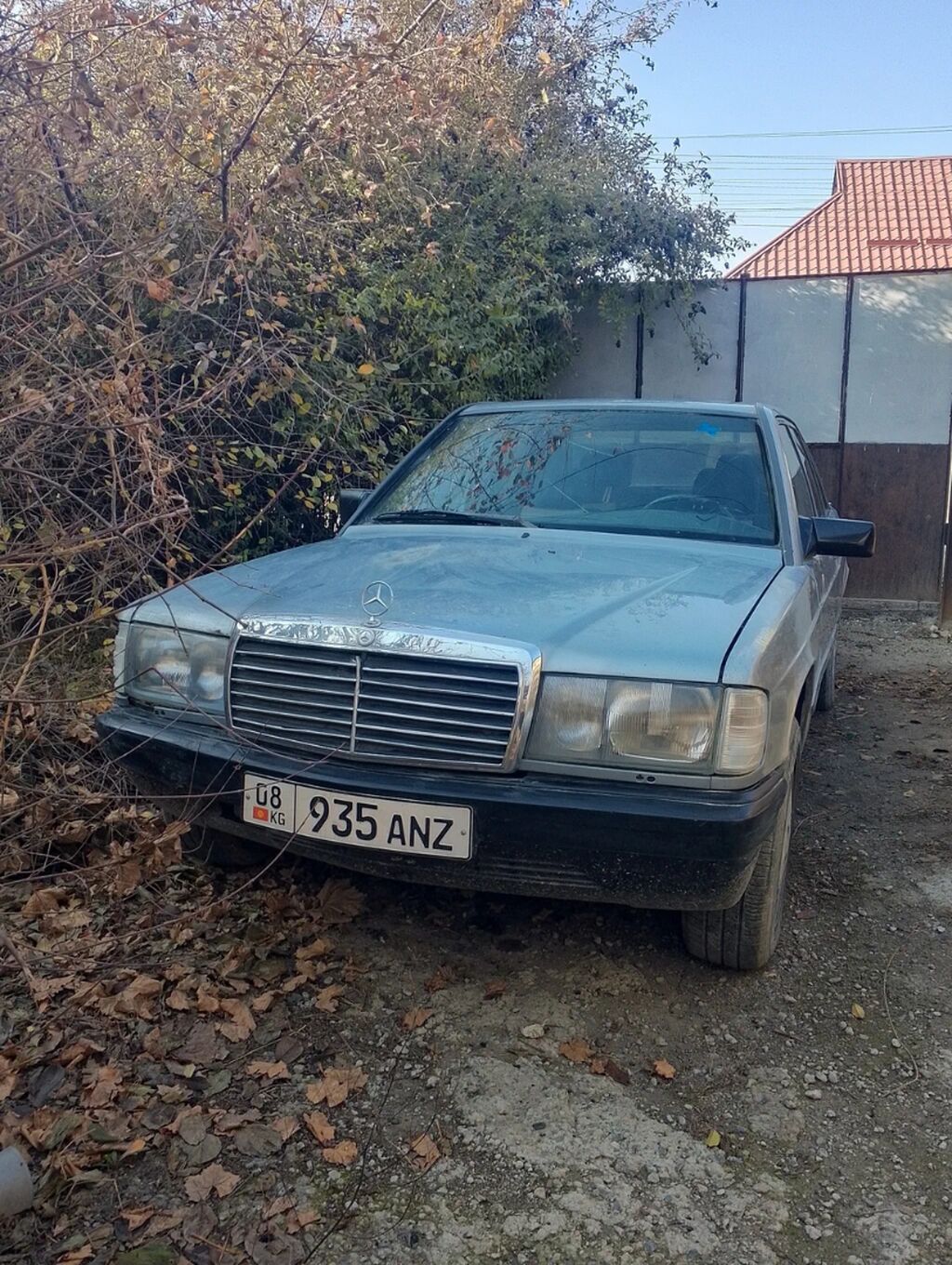 Mercedes-Benz 190