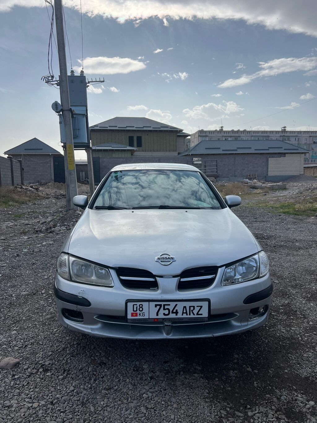 Nissan Almera