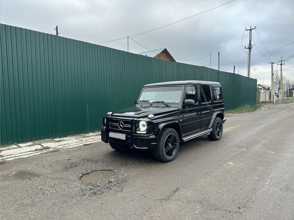 Mercedes-Benz G-Class