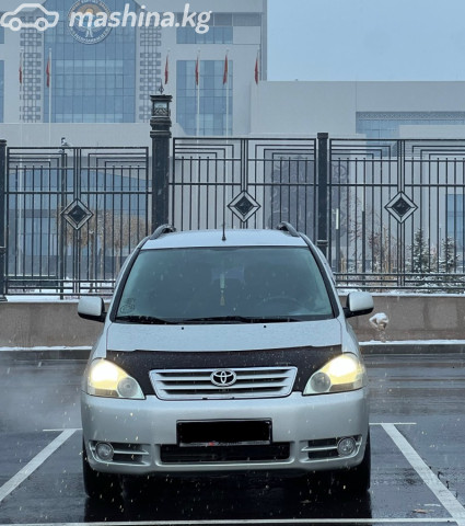 Toyota Avensis Verso