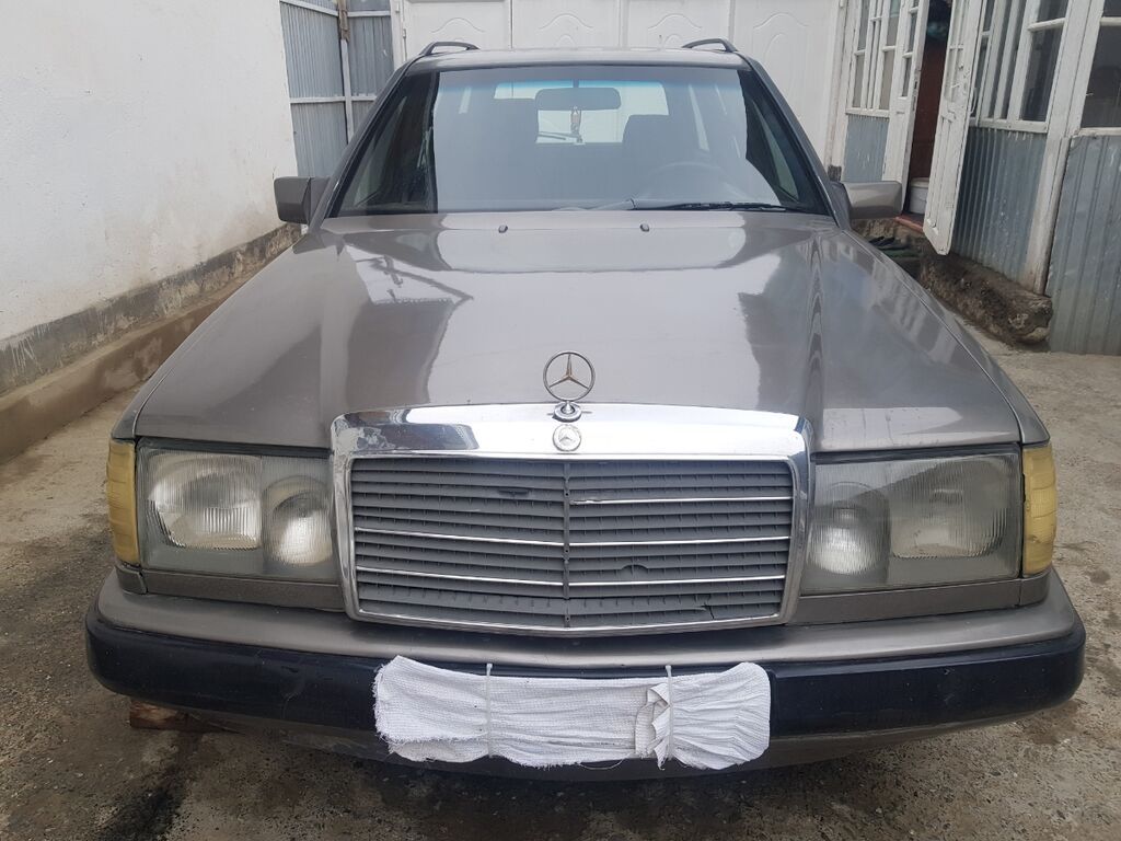 Mercedes-Benz W124