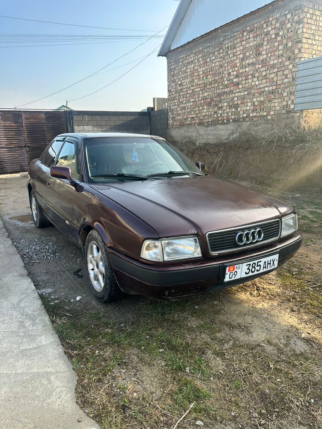 Audi 100
