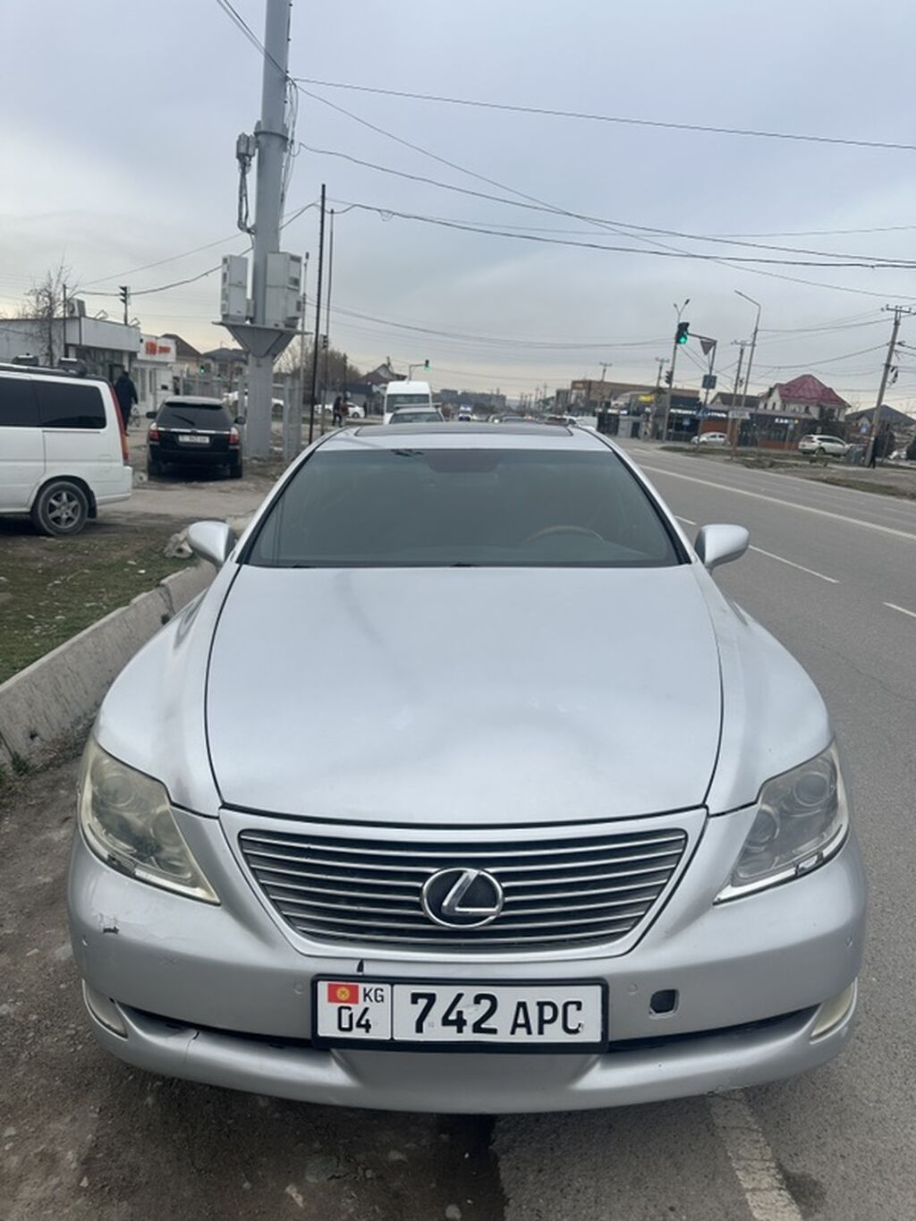 Lexus LS