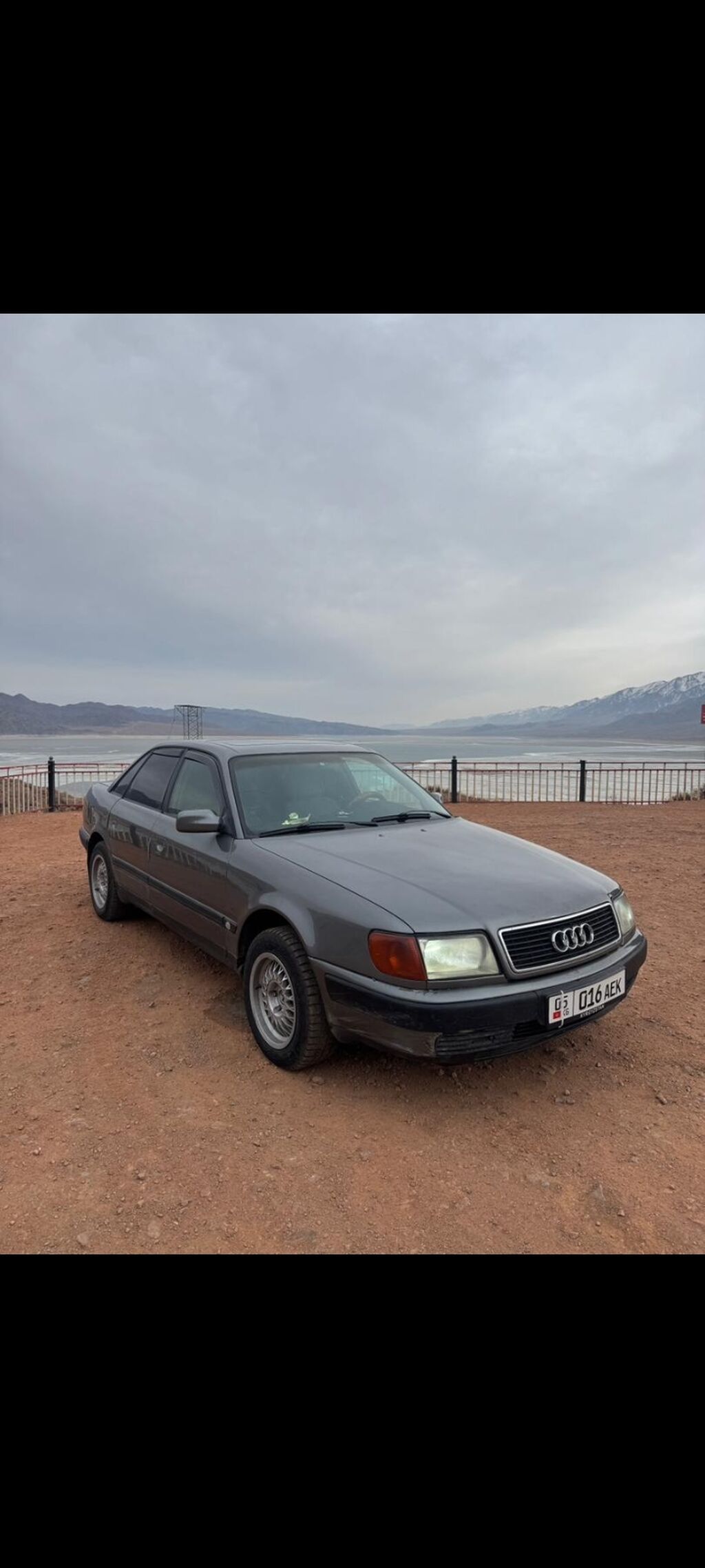 Audi 100