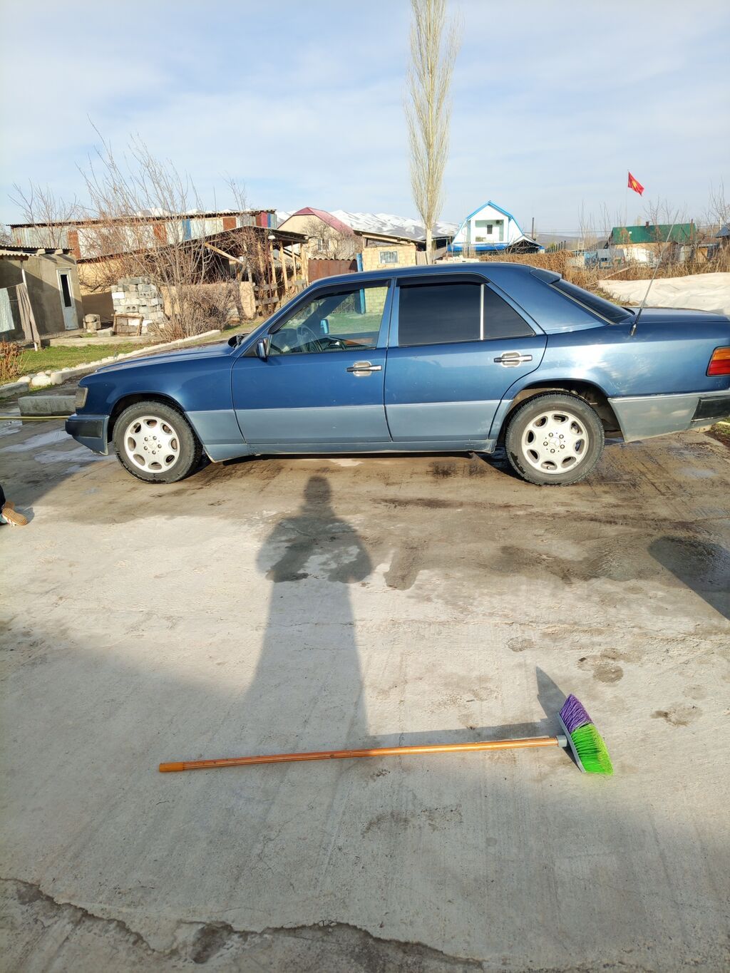 Mercedes-Benz W124