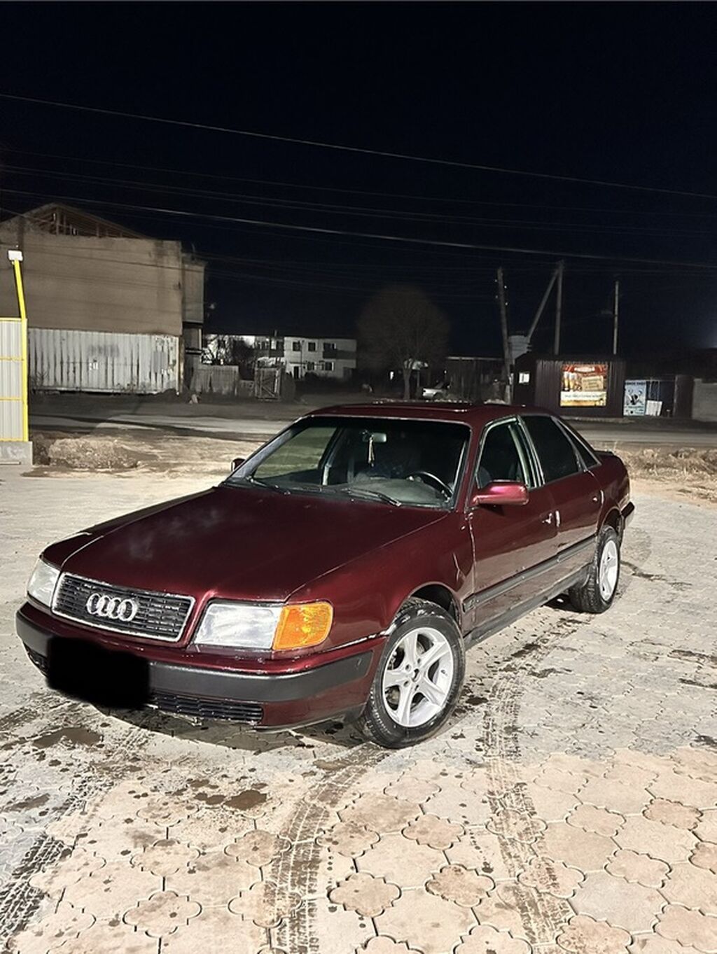 Audi 100