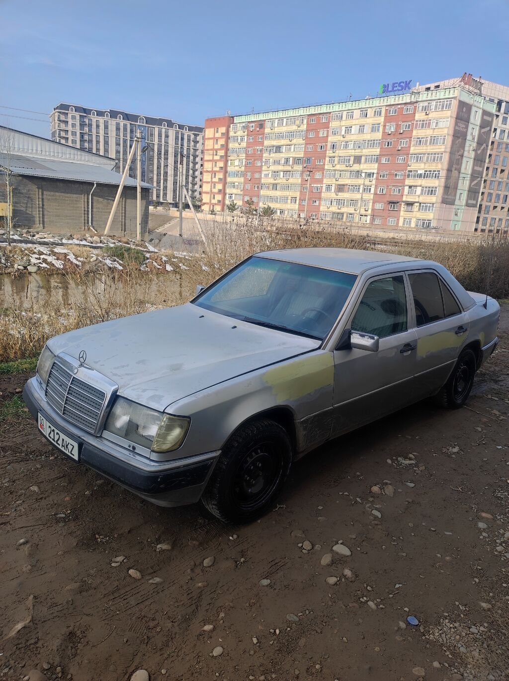 Mercedes-Benz W124