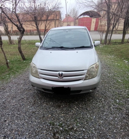 Toyota Ist