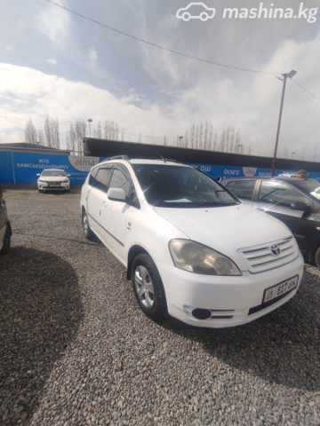 Toyota Avensis Verso