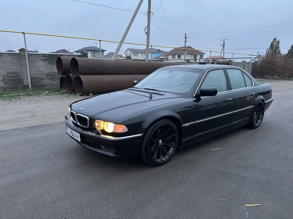 BMW 735