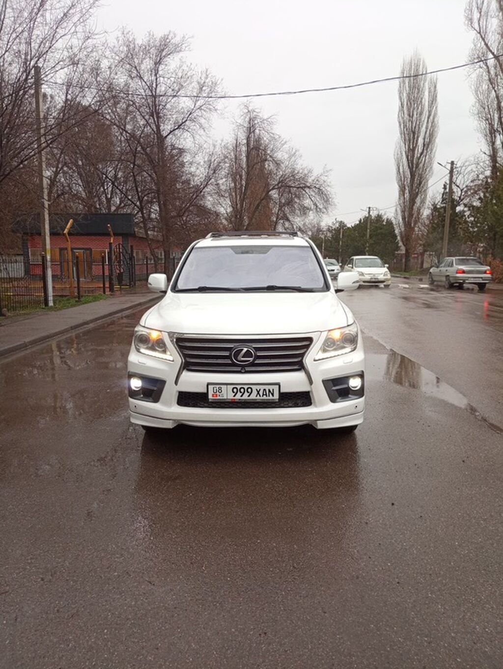 Lexus LX