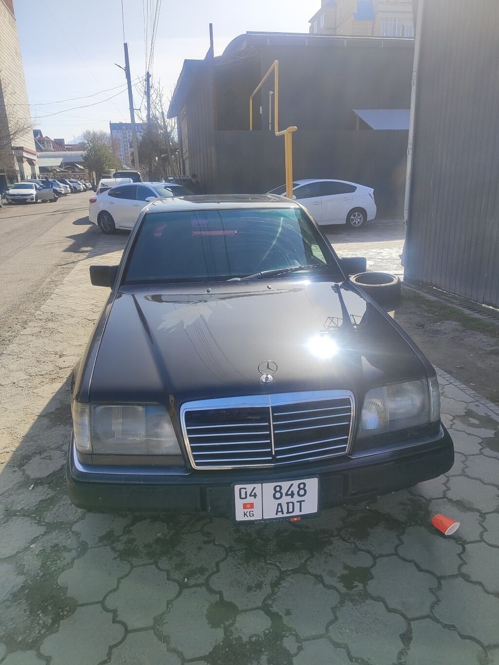 Mercedes-Benz W124