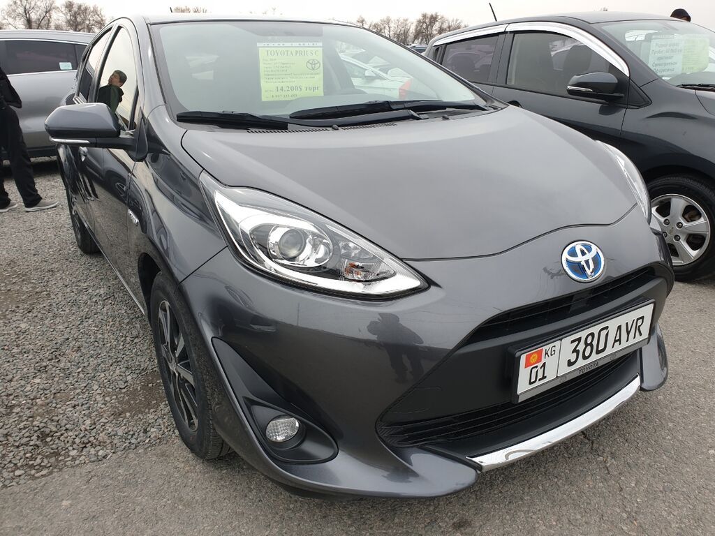 Toyota Prius C