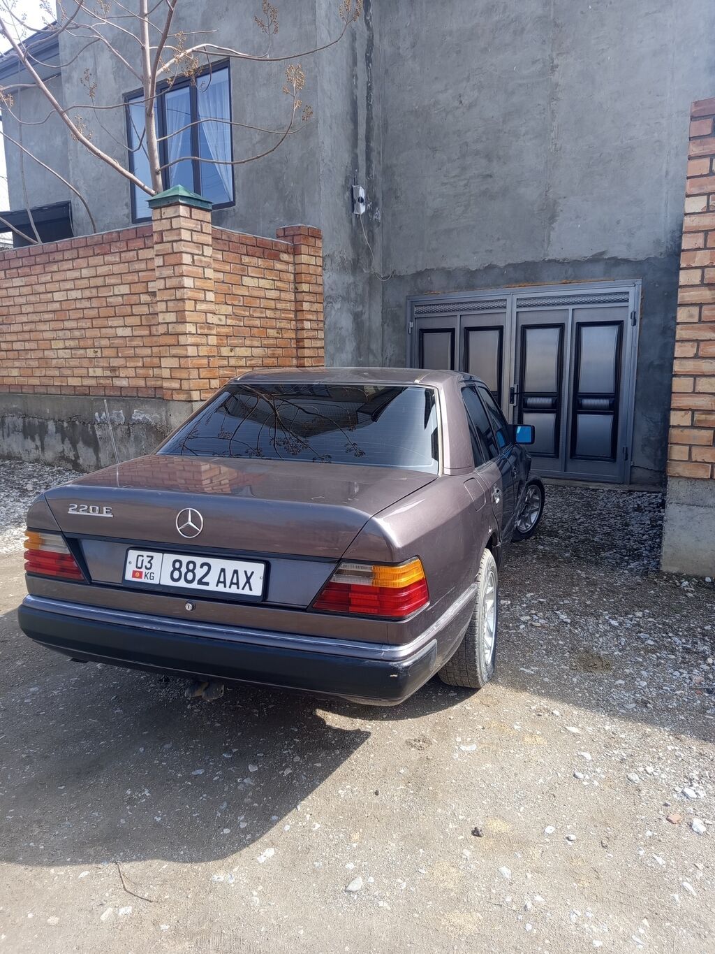 Mercedes-Benz W124
