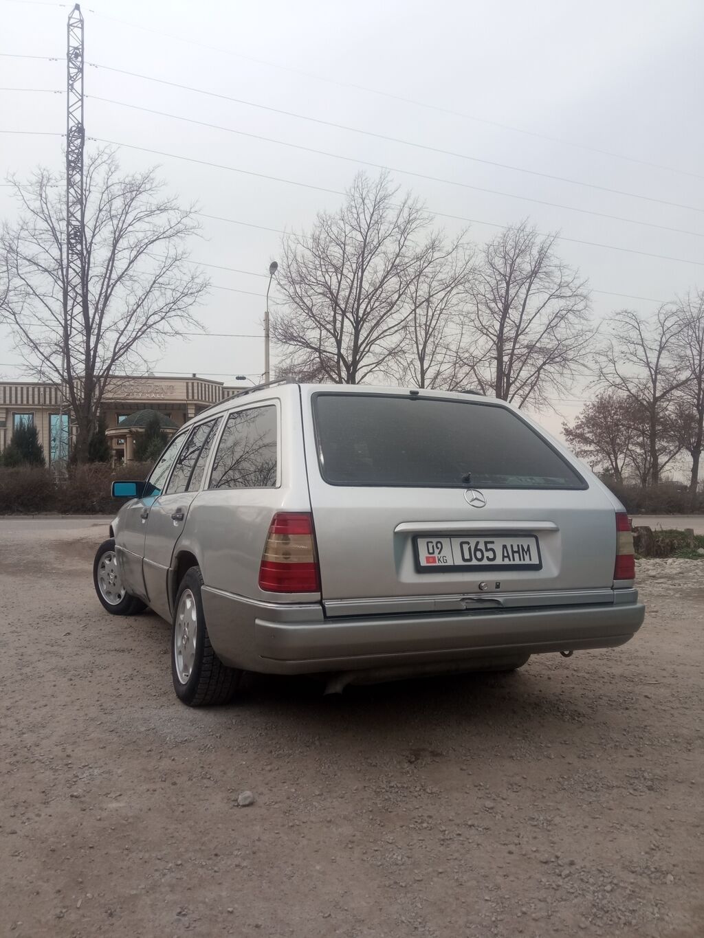 Mercedes-Benz W124