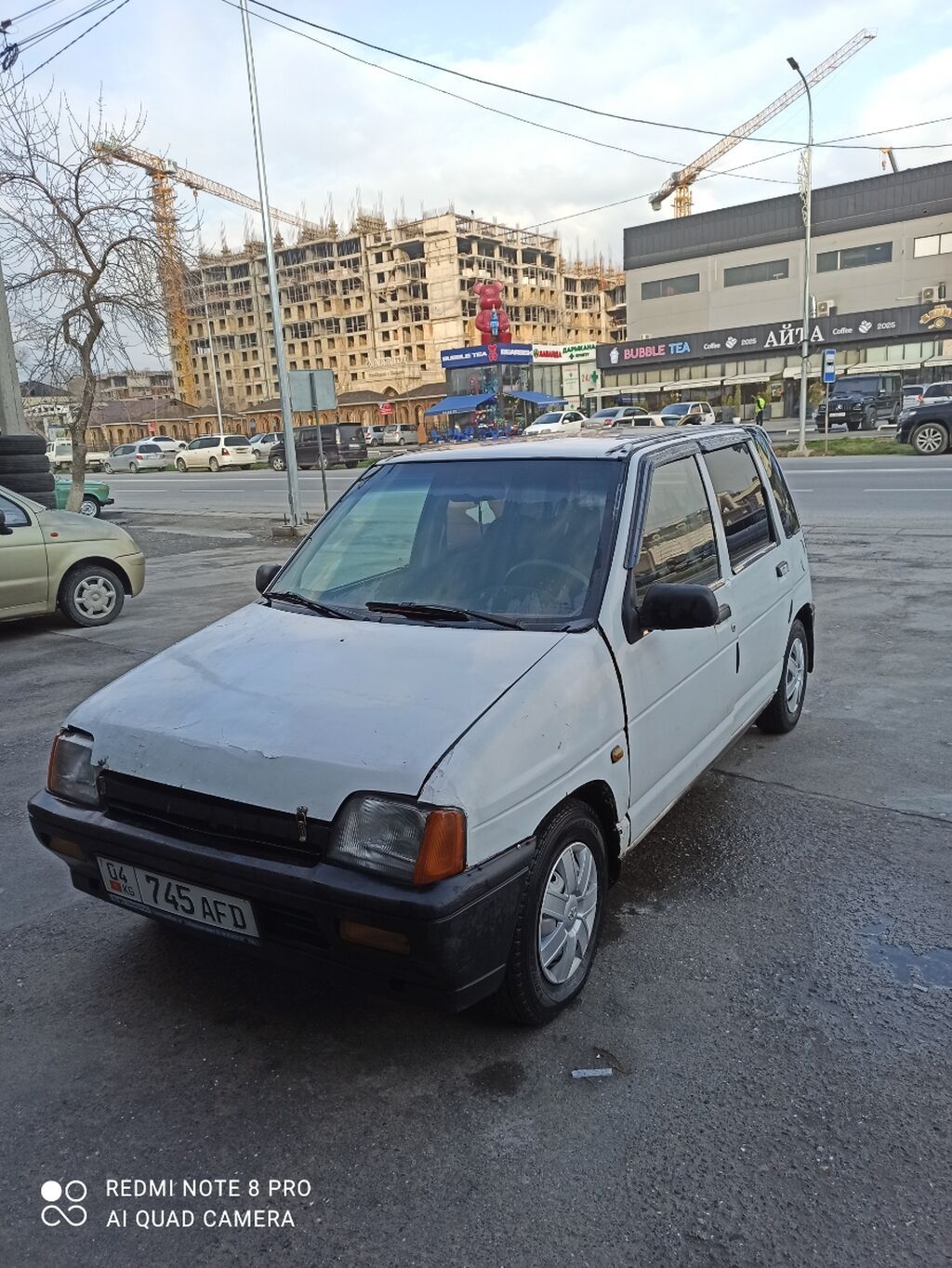 Автомат каробка. матор каробка жакшы. журуп турган машина. на месте